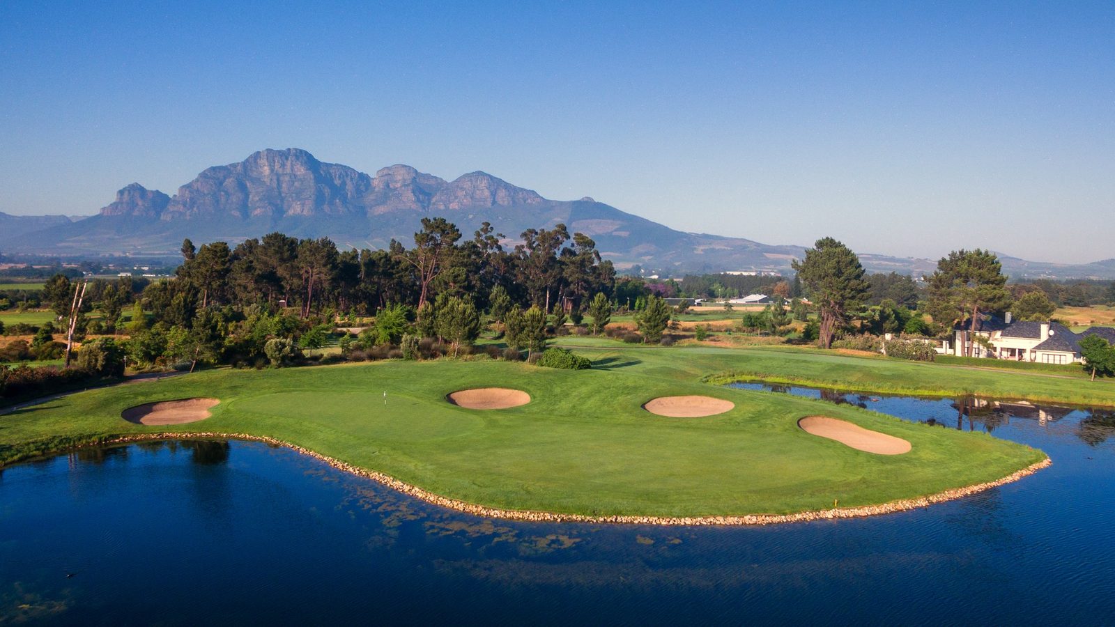 Pearl Valley golf course and water