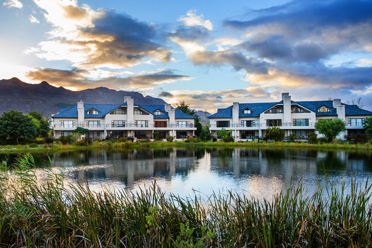 Pearl Valley lodges at dusk